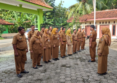 Pembinaan dan Pengawasan Penyelenggaraan Pemerintahan Desa Mekarsari