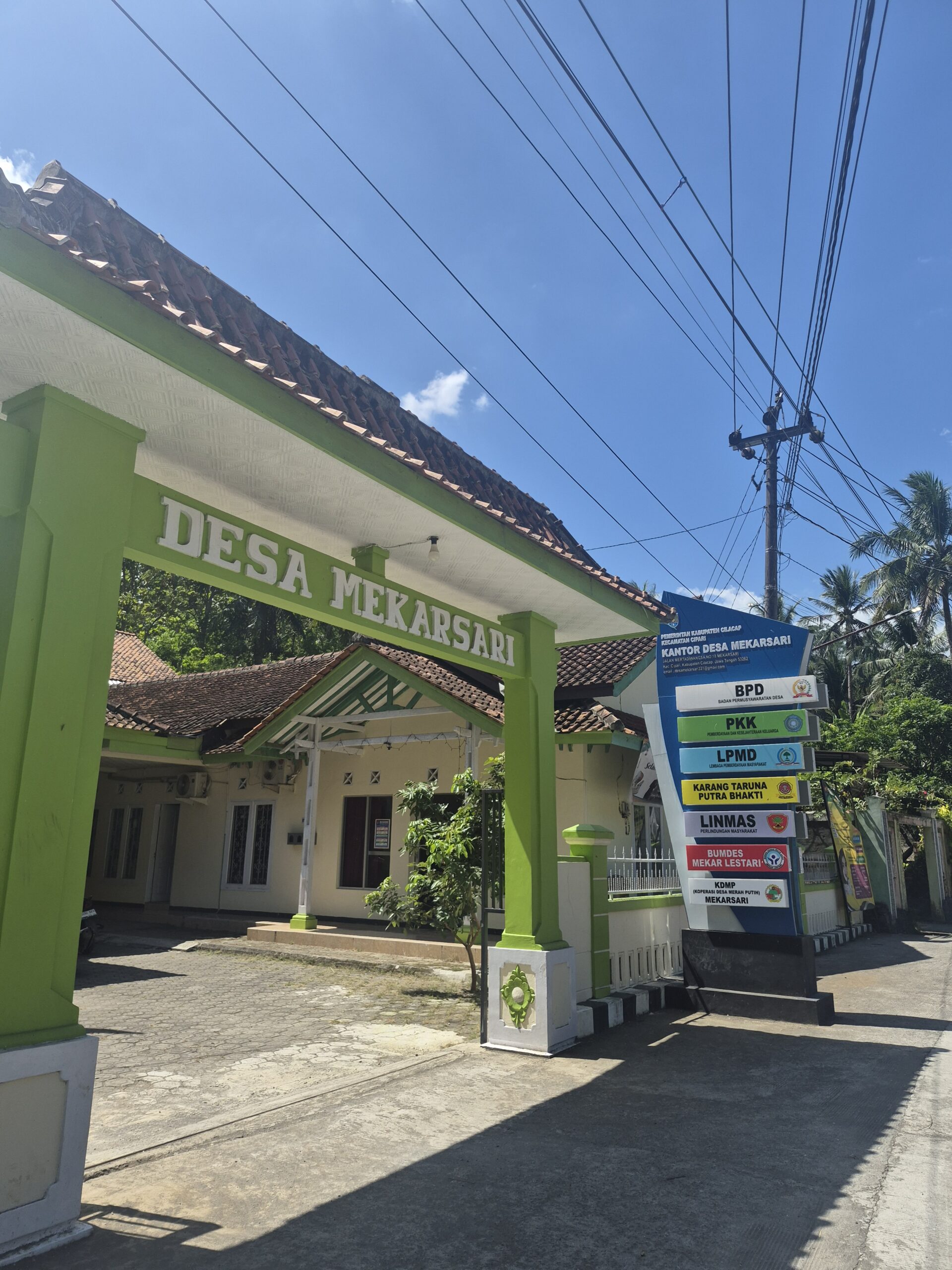 Balai Desa Mekarsari