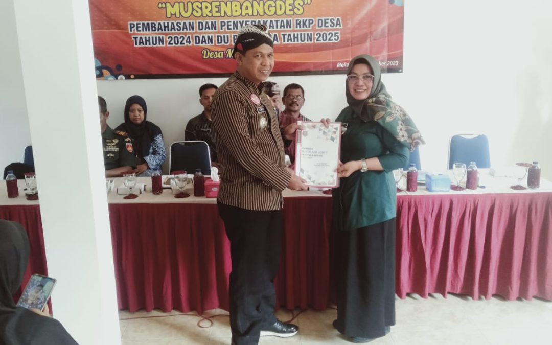 Pelaksanaan Murenbangdes (Musyawarah Rencana Pembangunan Desa) 2023 di Aula Desa Mekarsari