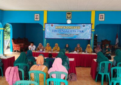“Sinergi Kecamatan dan Desa: Rapat Konsultasi PKK Mekarsari Menatap Program Kerja 2026”