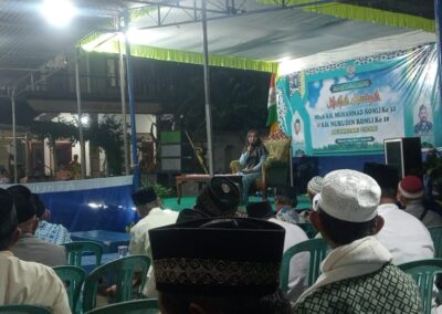 Merajut Kebersamaan Kades Mekarsari dalam Haul Mbah KH. Muhamad Romli dan KH. Nurudin Romli di Desa Mekarsari