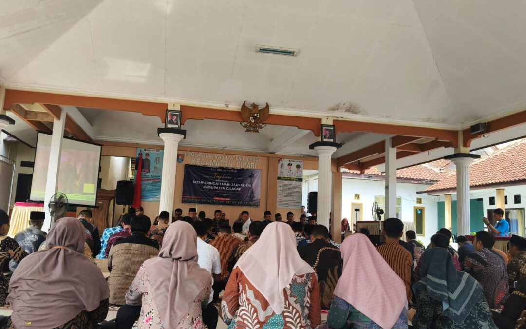 Kepala Desa dan Perangkat Desa Hadiri Tasyakuran Hari Jadi ke-170 Kabupaten Cilacap di Kecamatan Cipari