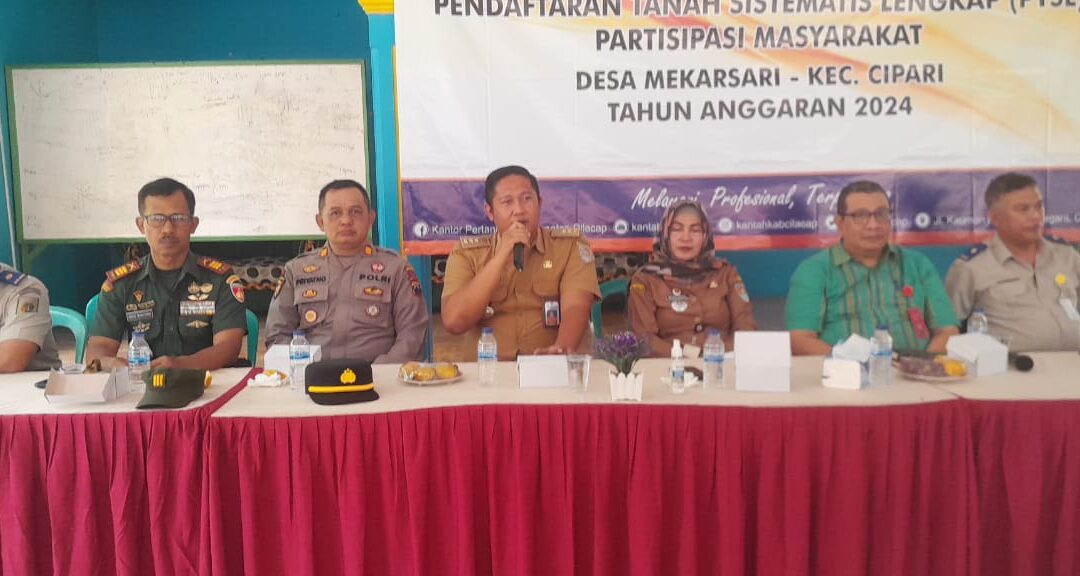 Sosialisasi Pendaftaran Tanah Sistematis Lengkap Partisipasi Masyarakat (PTSL-PM) di Desa Mekarsari, Cipari, Cilacap