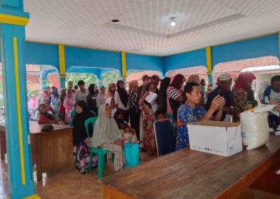 Penyaluran Bantuan Cadangan Pangan Pemerintah (CPP) di Desa Mekarsari, 30 Januari 2024